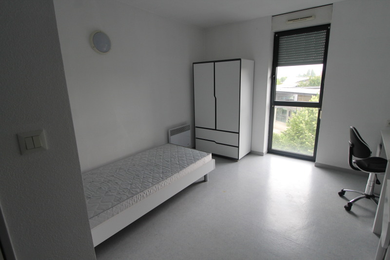 Damonte Location appartement - 40 place leonard de vinci, ROSIERES - Ref n° 3976